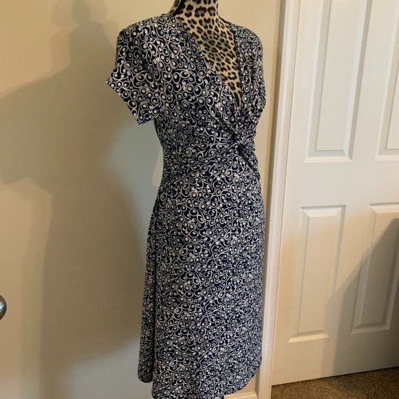 Connected Apparel A-Line Dress. NWOT. - Picture 4 of 10